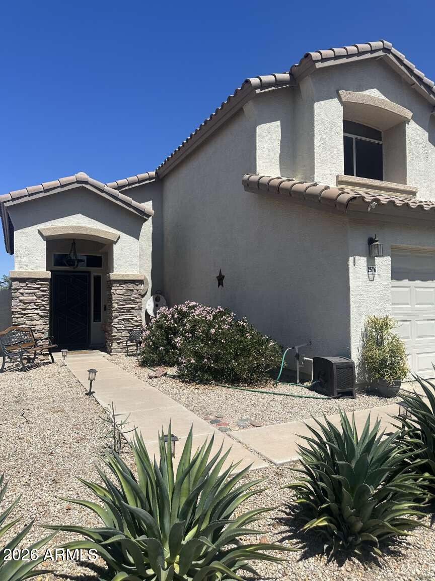 2576 E BROOKS Street