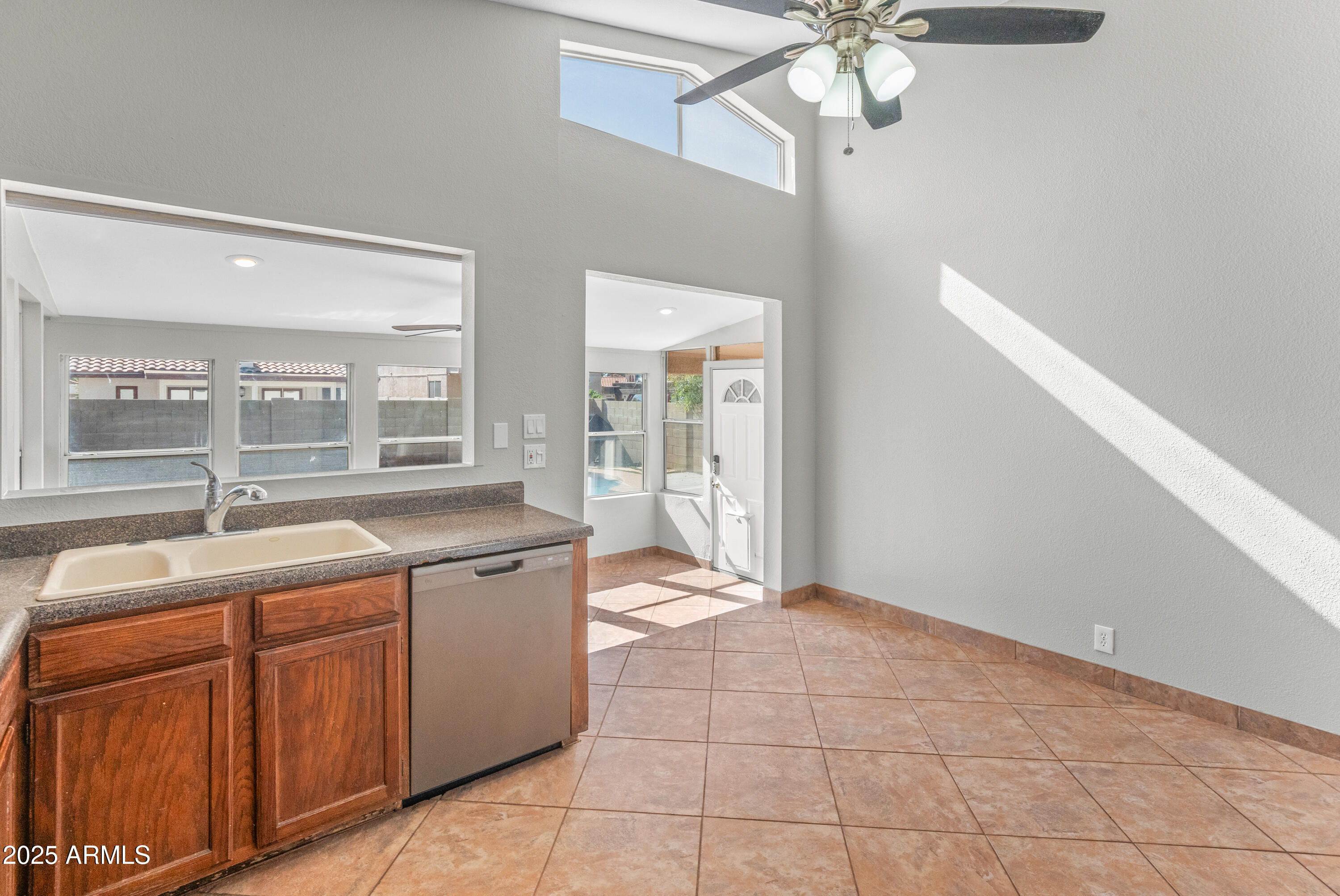 Glendale, Arizona 85308, United States, 4 Bedrooms Bedrooms, ,3 BathroomsBathrooms,Residential,Active,168610