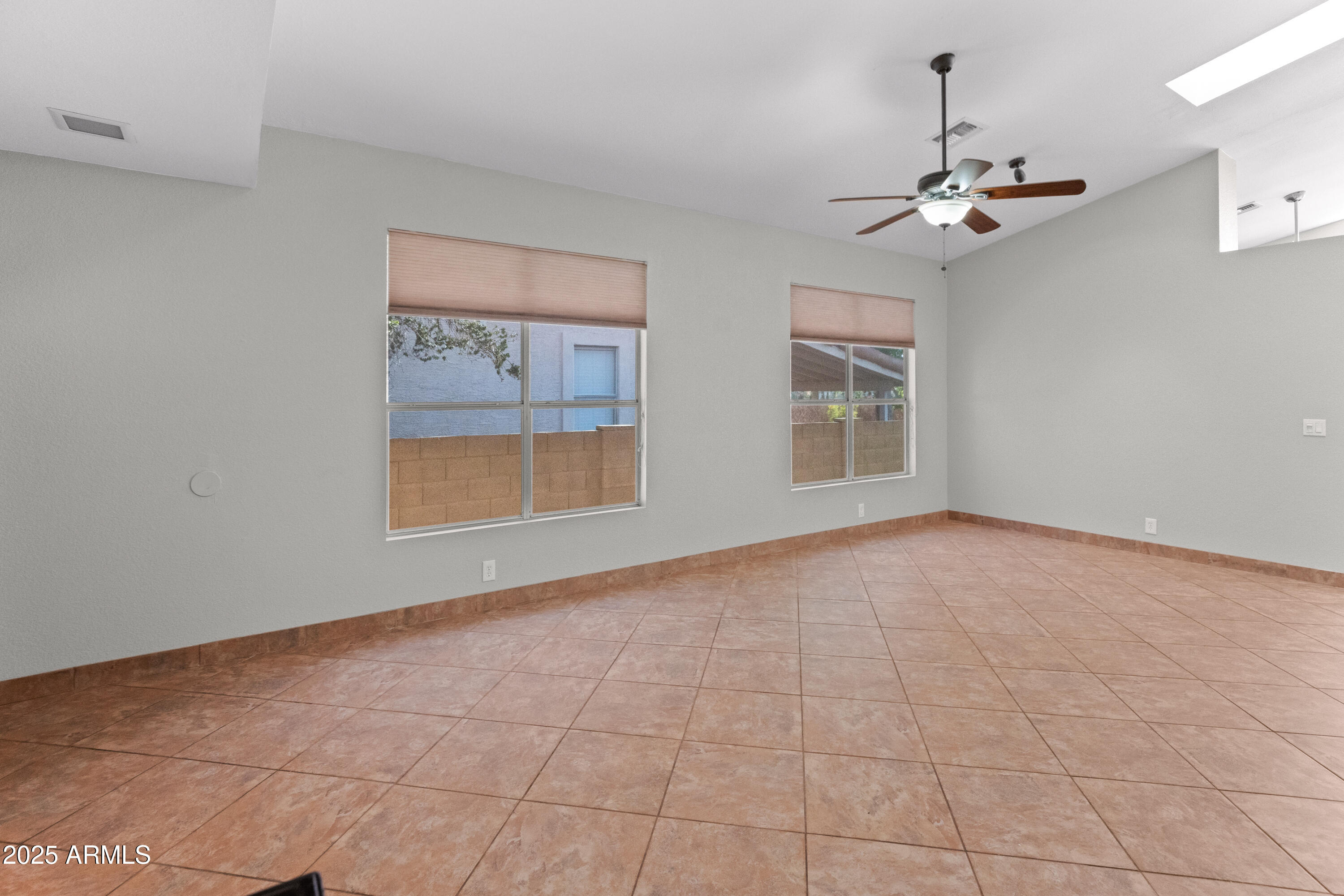 Glendale, Arizona 85308, United States, 4 Bedrooms Bedrooms, ,3 BathroomsBathrooms,Residential,Active,168610