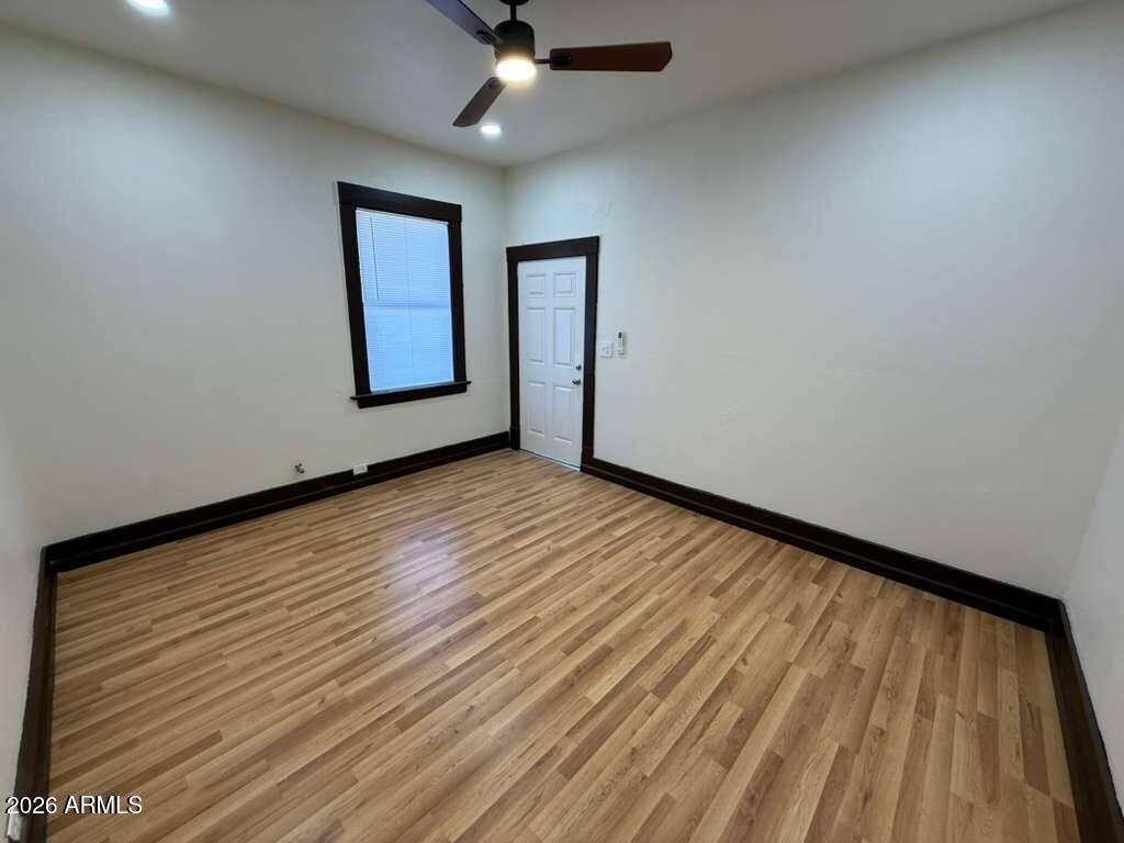 860 E 13th Street Apt 2