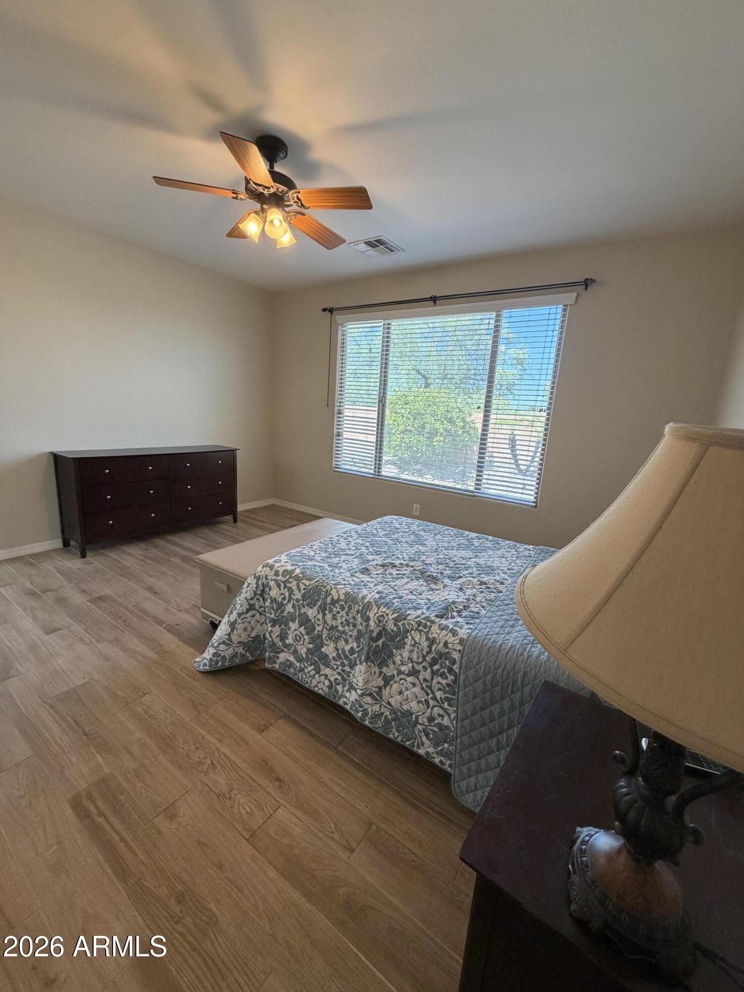 136 W LATIGO Circle