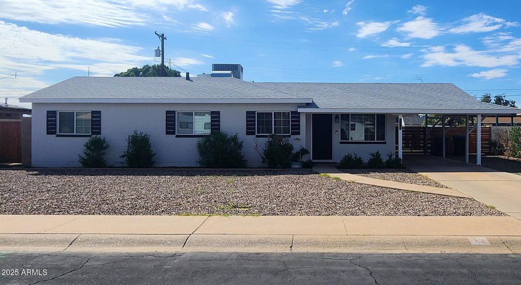 Photo of 1105 W 6th Place, Mesa, AZ 85201 (MLS # 6932615)