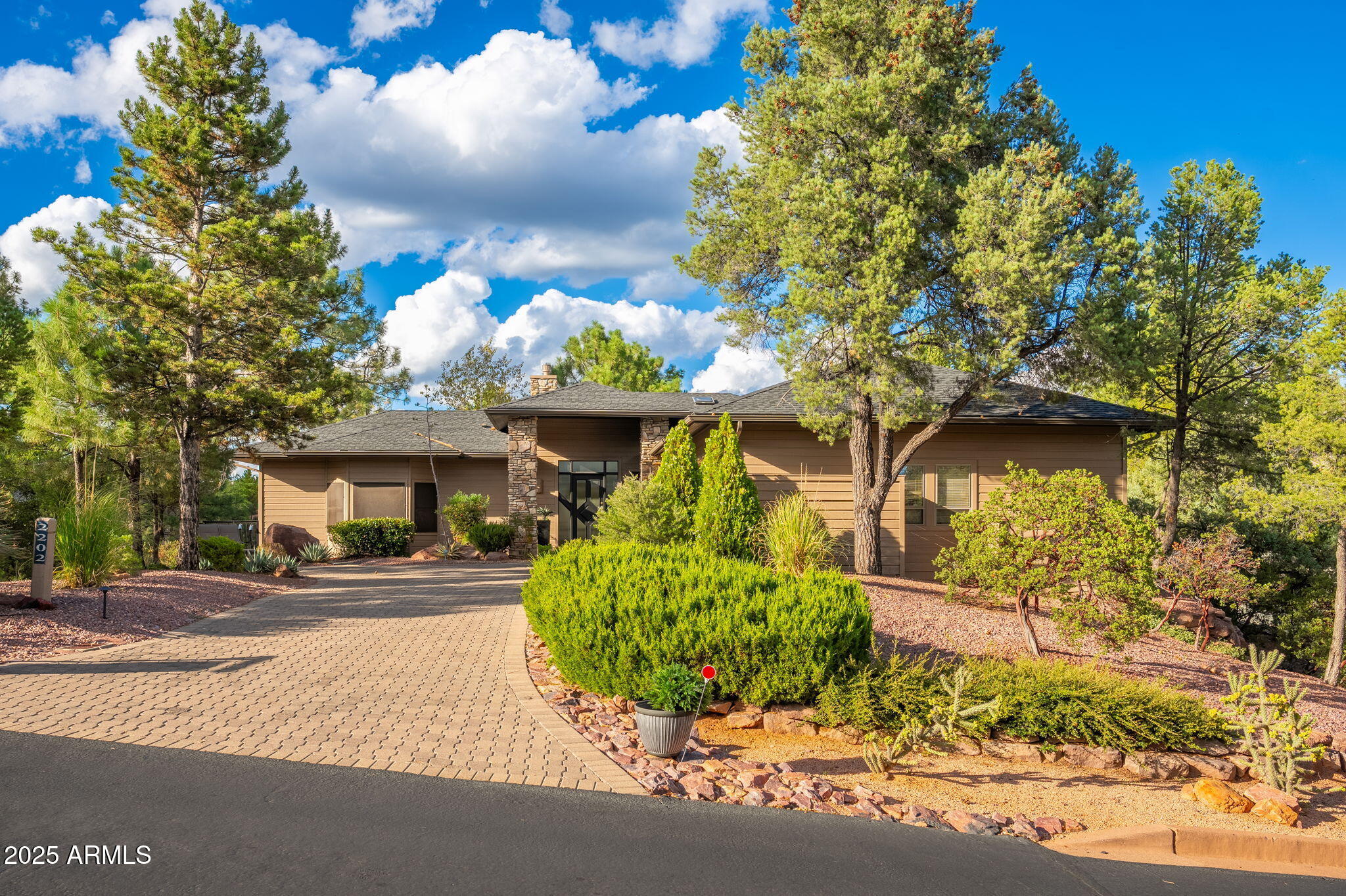 2202 E Feather Plume Lane
