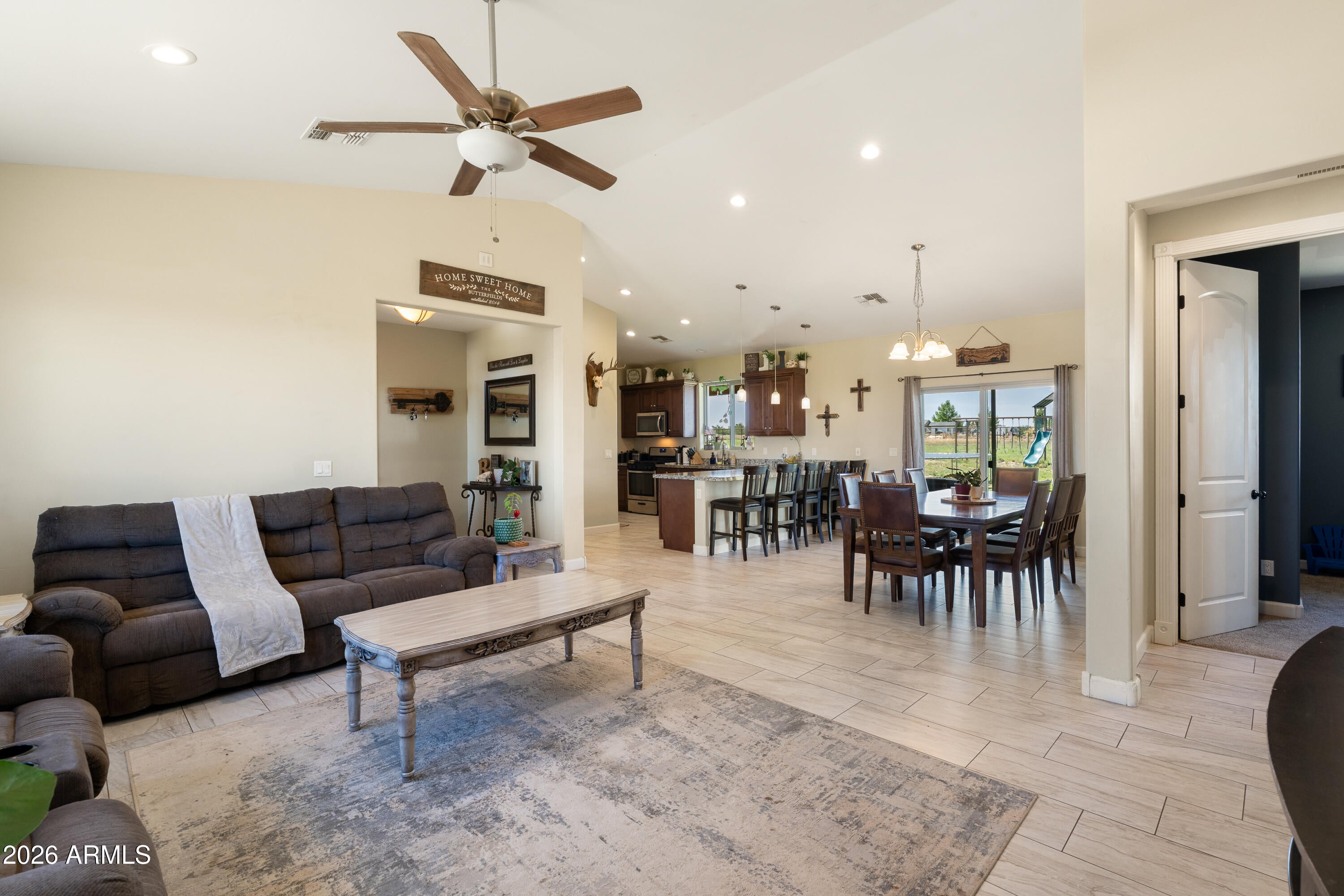 7315 E GUMTREE Lane