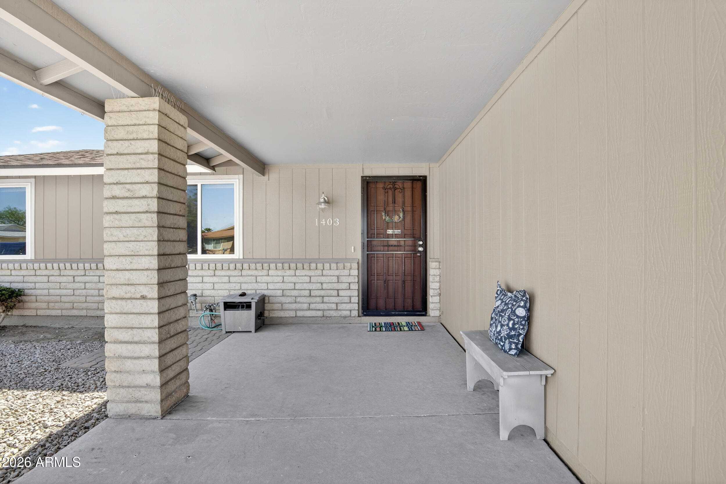 1403 W PALOMINO Drive