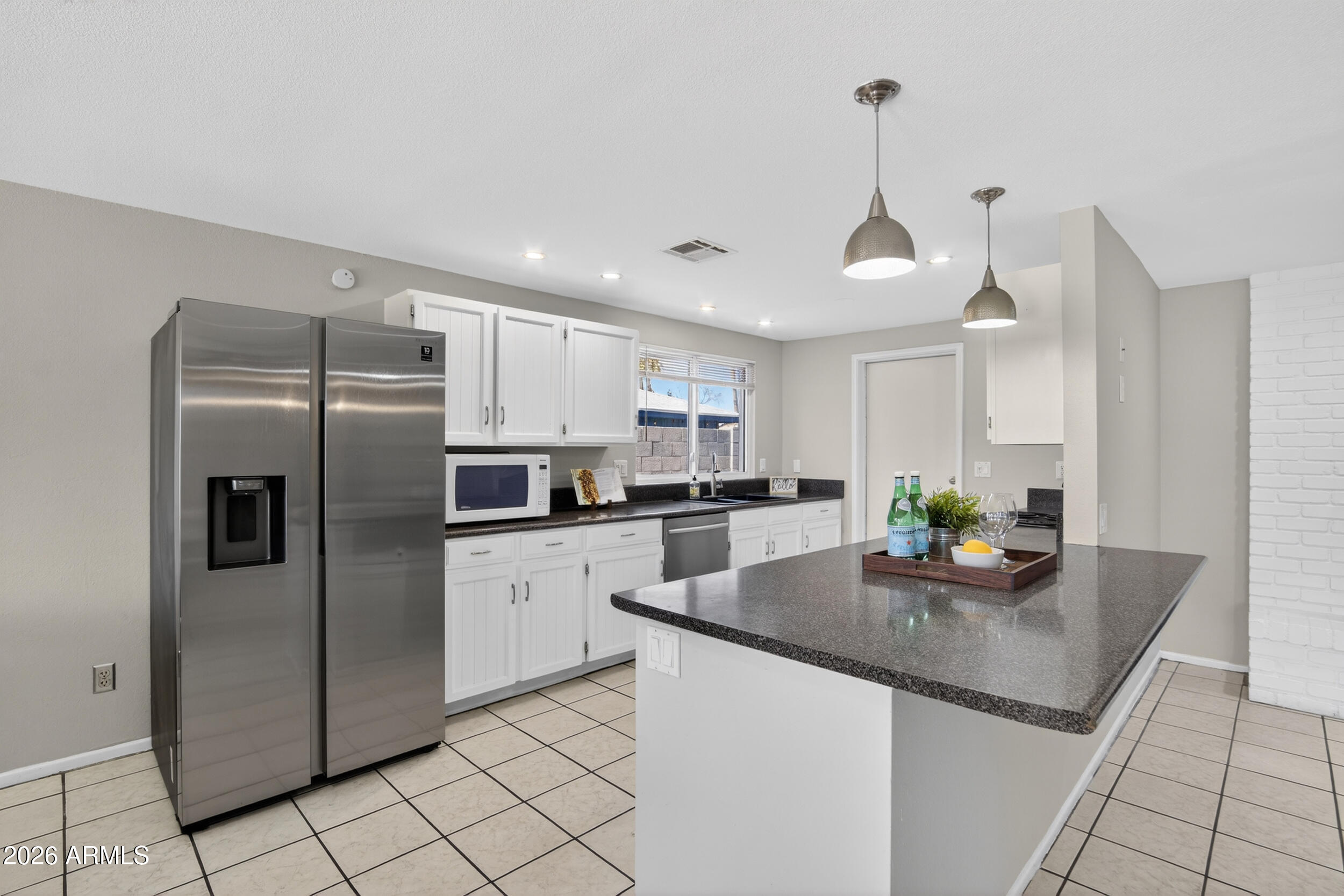 1403 W PALOMINO Drive