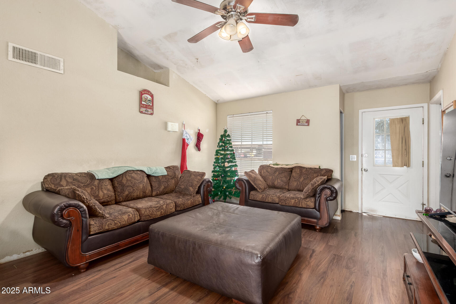 126 N COTTONWOOD Street