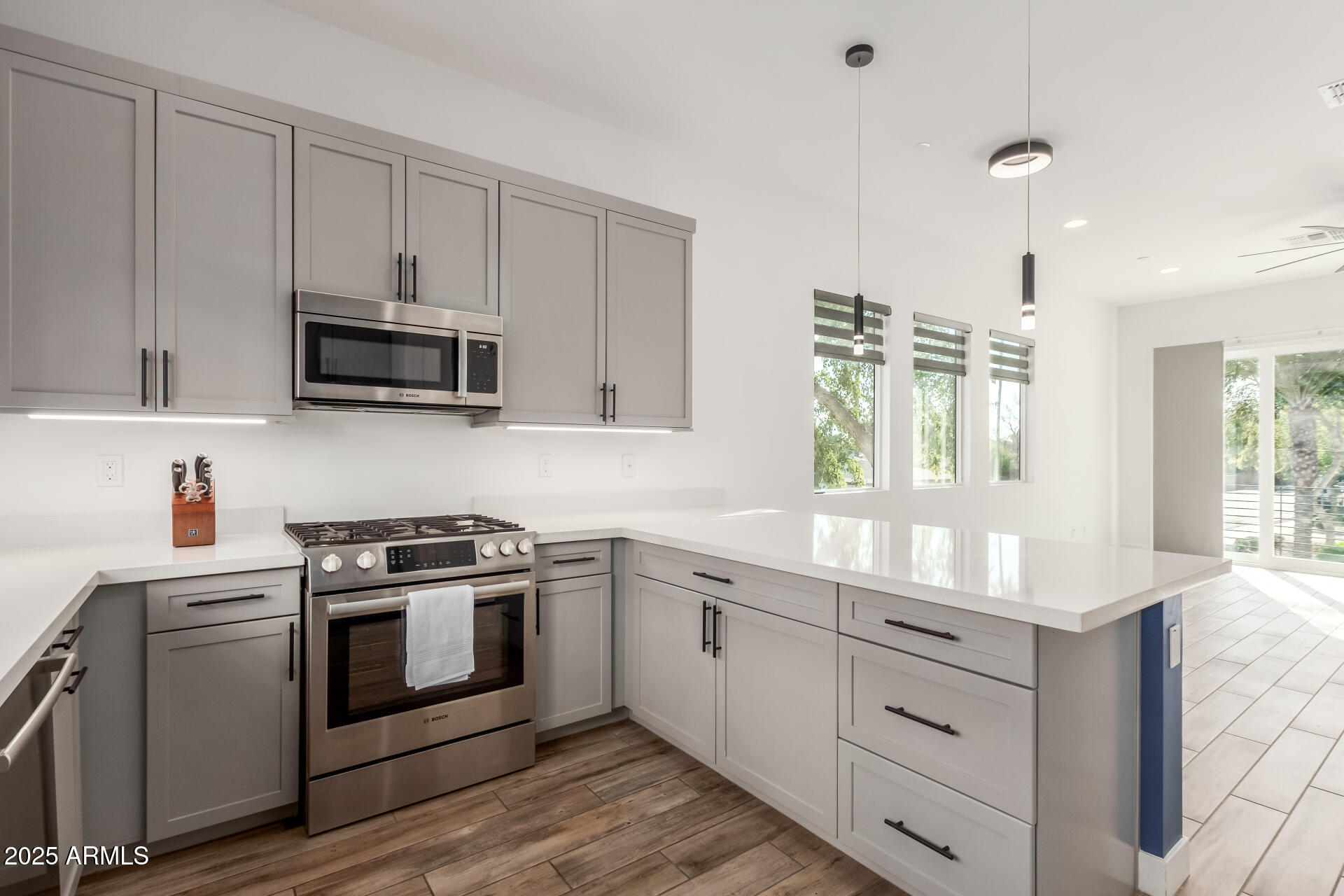 4444 N 25TH Street 1