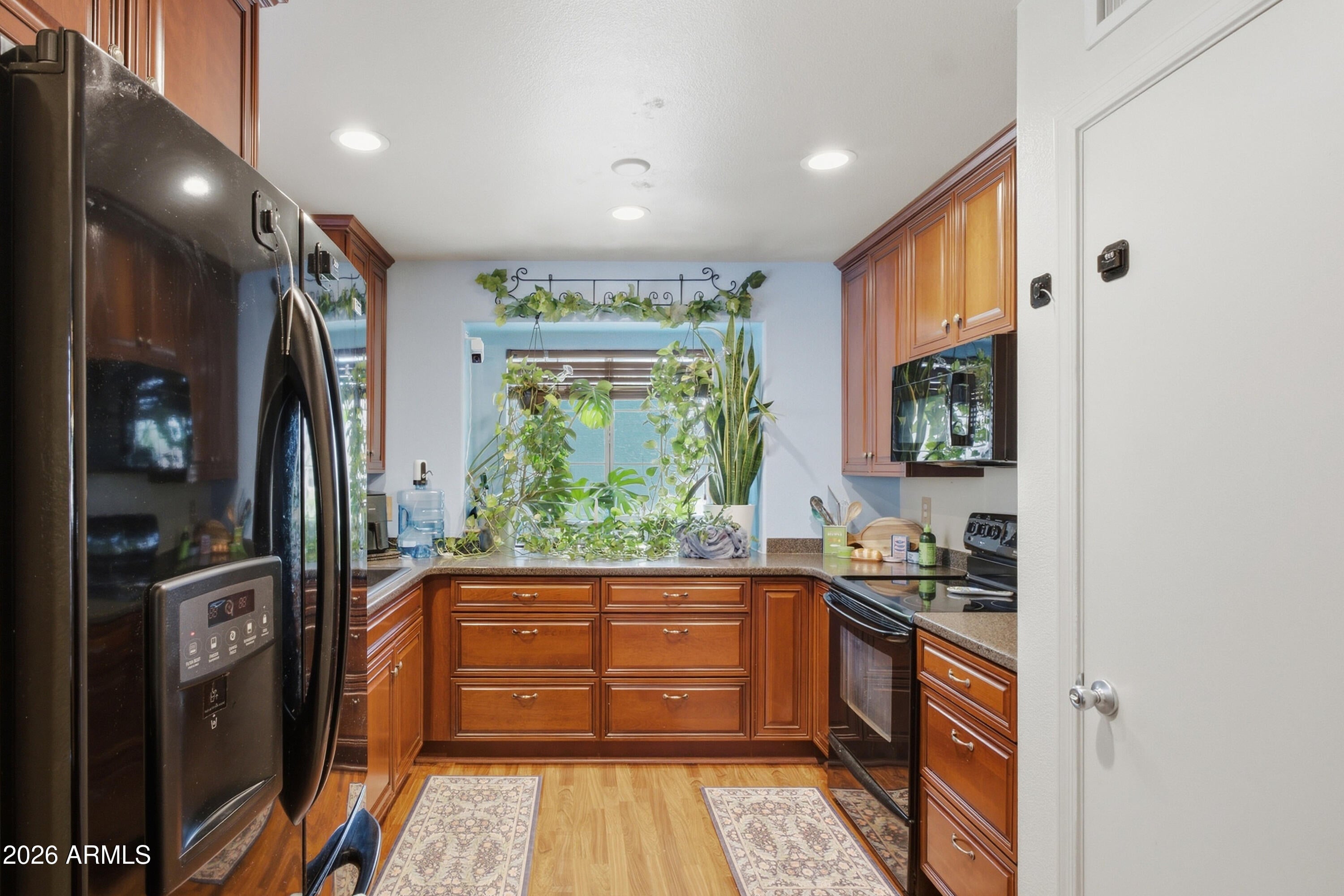 4060 W VILLA LINDA Drive