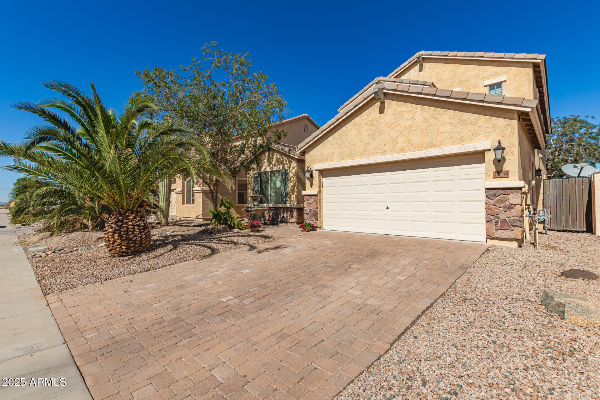 38058 W VERA CRUZ Drive
