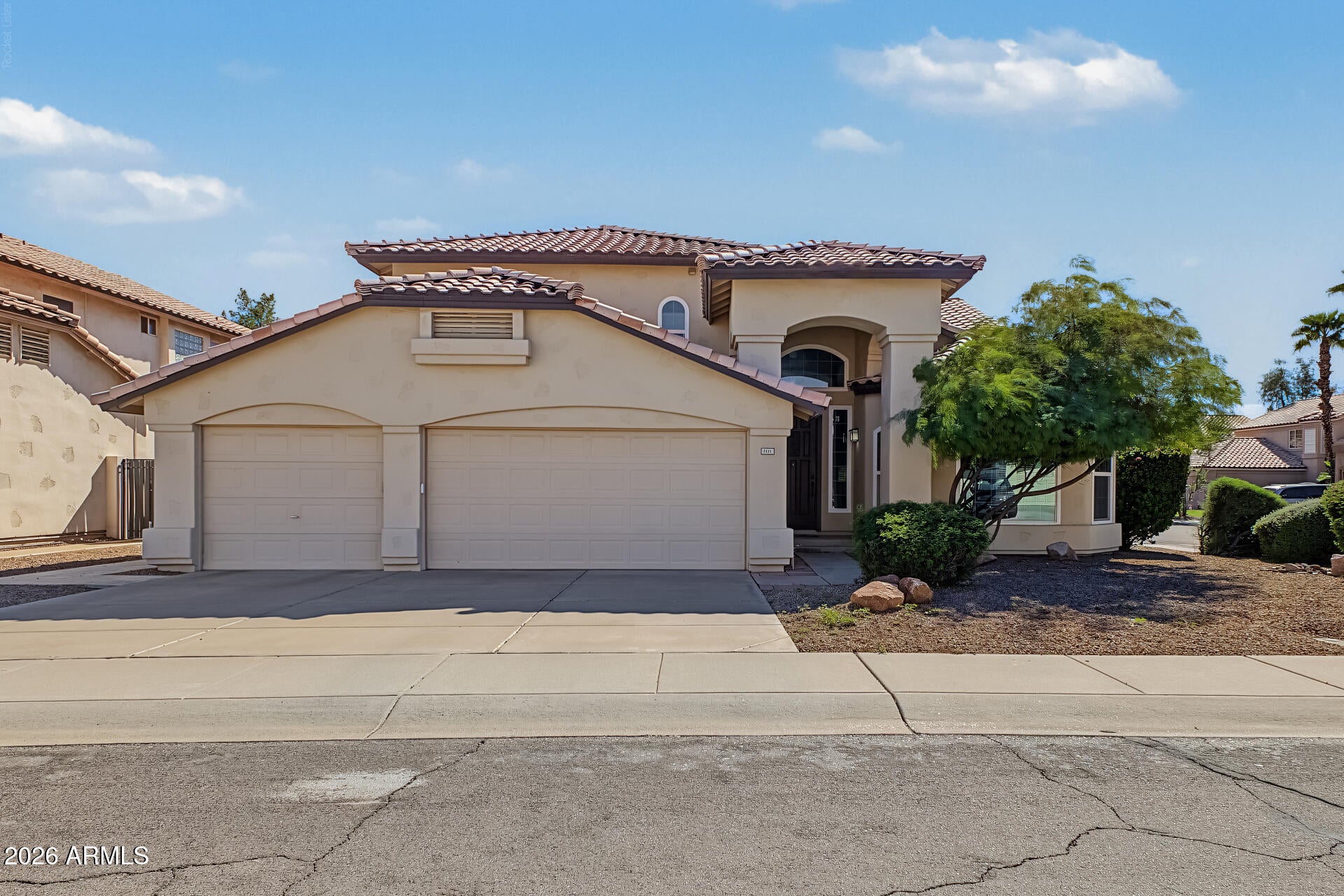 1971 W MULBERRY Drive