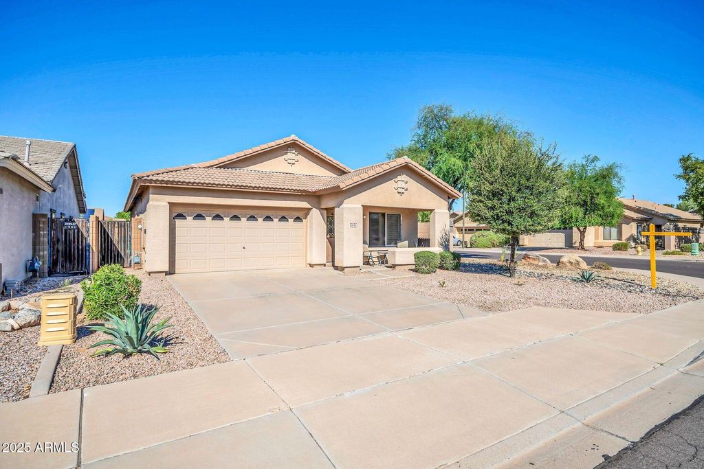 Photo of 4146 N 126th Avenue, Litchfield Park, AZ 85340 (MLS # 6921036)