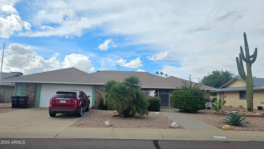 Photo of 17230 N 125th Avenue, Sun City West, AZ 85375 (MLS # 6964951)