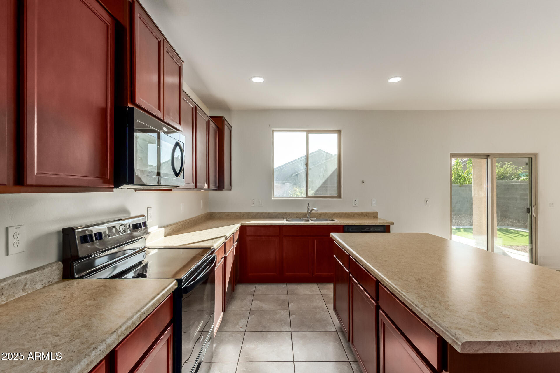 11603 W CALAVAR Road