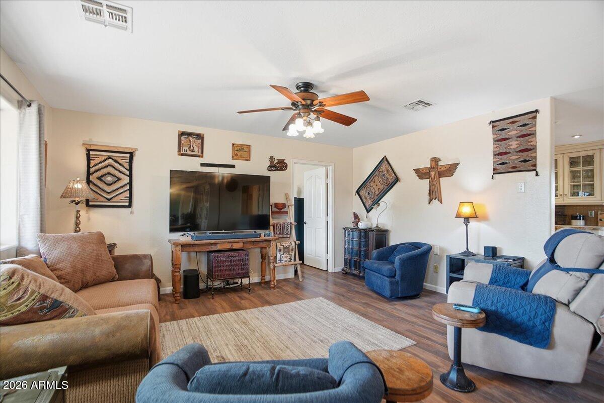 1414 W OCOTILLO Road