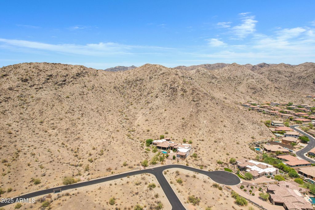 Photo of 3054 W Briarwood Terrace #92, Phoenix, AZ 85045 (MLS # 6893697)