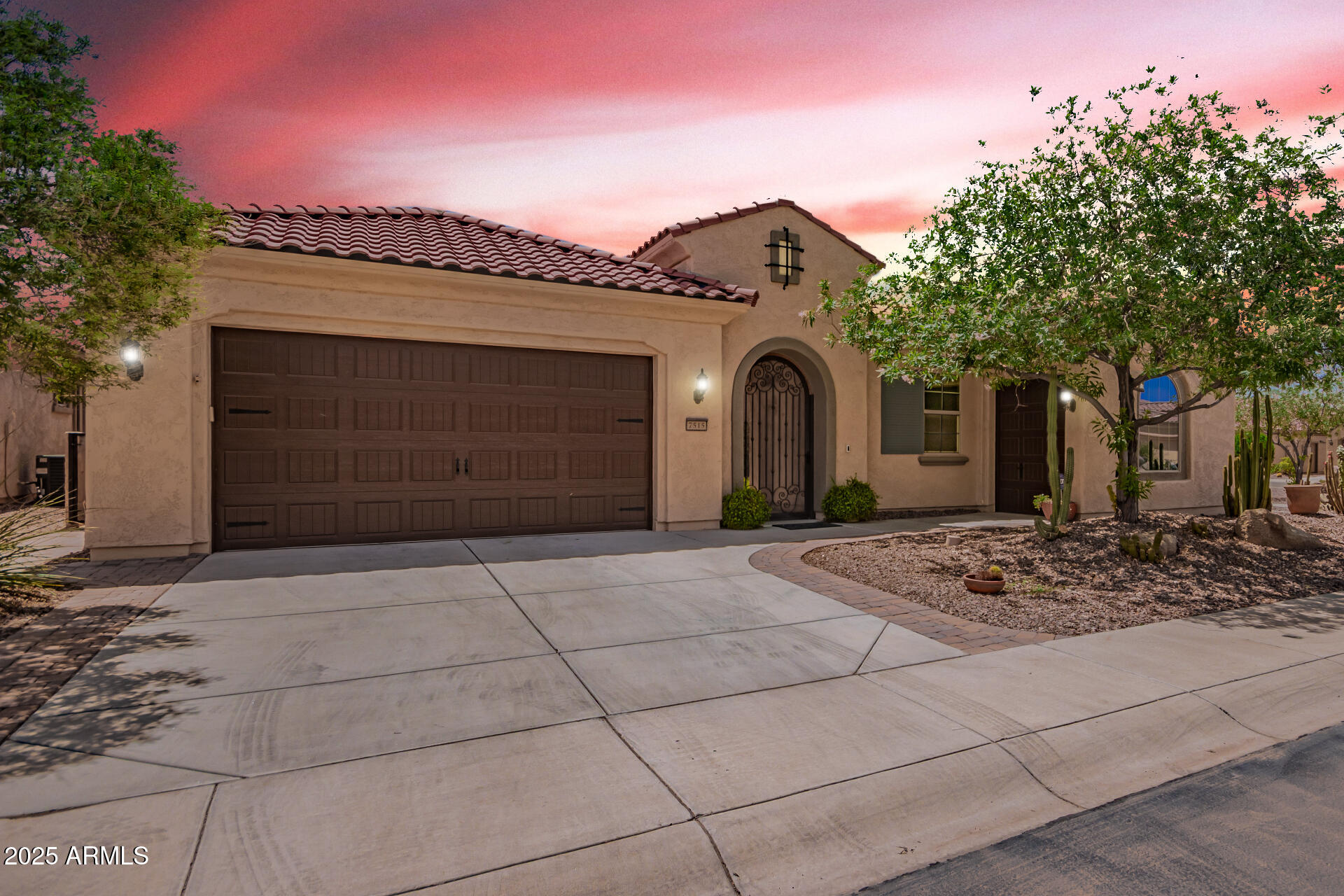 7515 W MERRIWEATHER Way