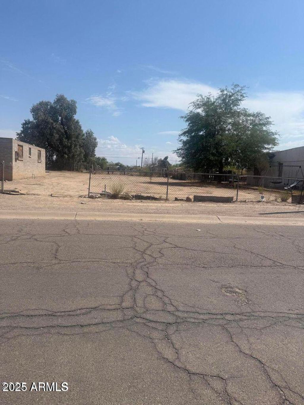 Photo of 309 W 3rd Place, Eloy, AZ 85131 (MLS # 6921993)