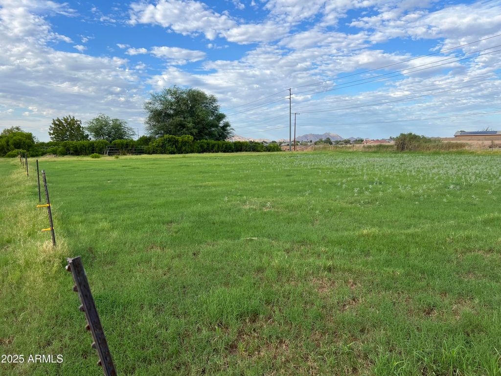 Photo of 1883 N Thornton Road #503-34-010-G, Casa Grande, AZ 85122 (MLS # 6912559)
