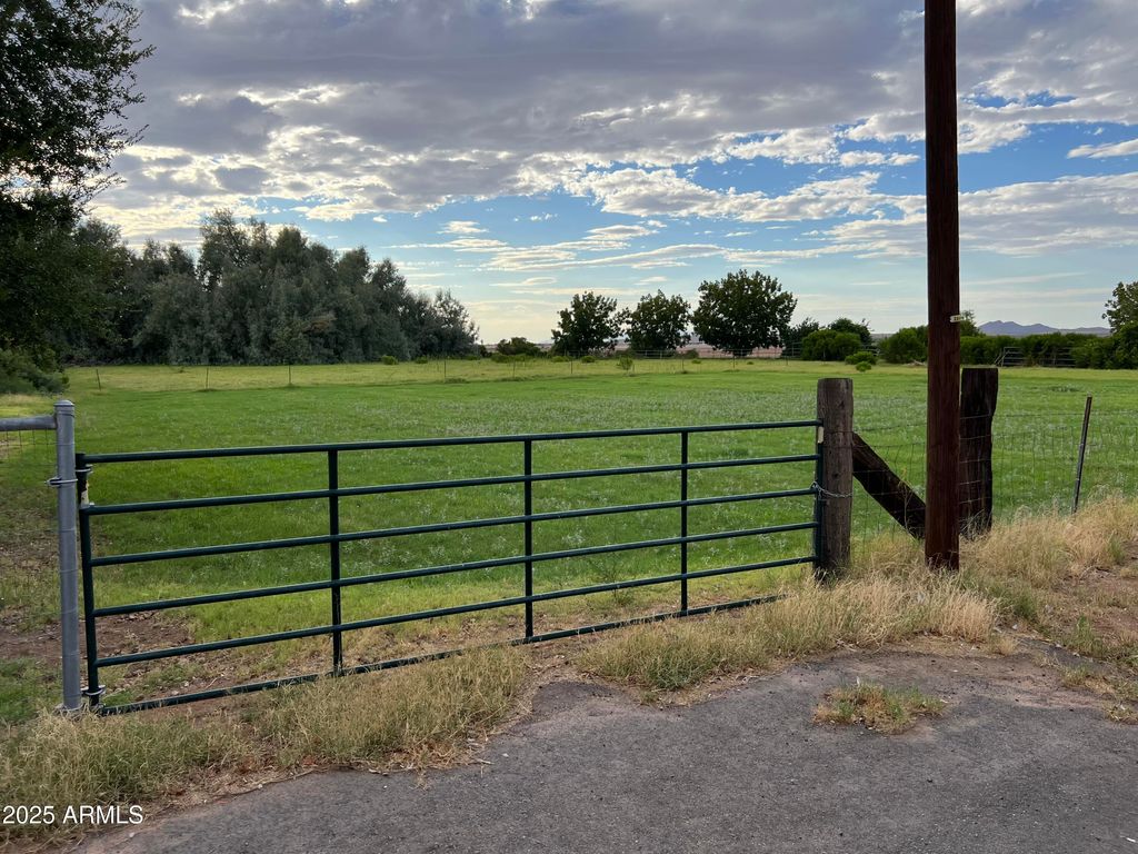 Photo of 1883 N Thornton Road #503-34-010-G, Casa Grande, AZ 85122 (MLS # 6912559)