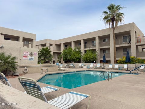 Photo of 7474 E Earll Drive #115, Scottsdale, AZ 85251 (MLS # 7017229)