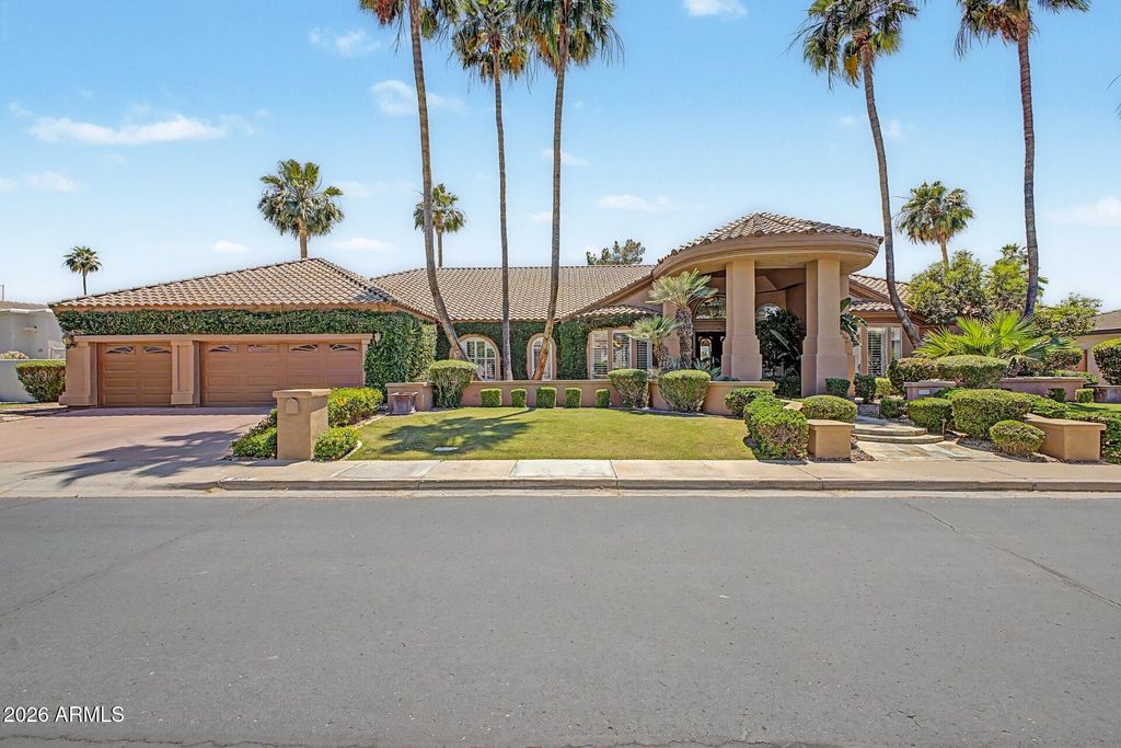 Photo of 8177 E Sunnyside Drive, Scottsdale, AZ 85260 (MLS # 7026521)