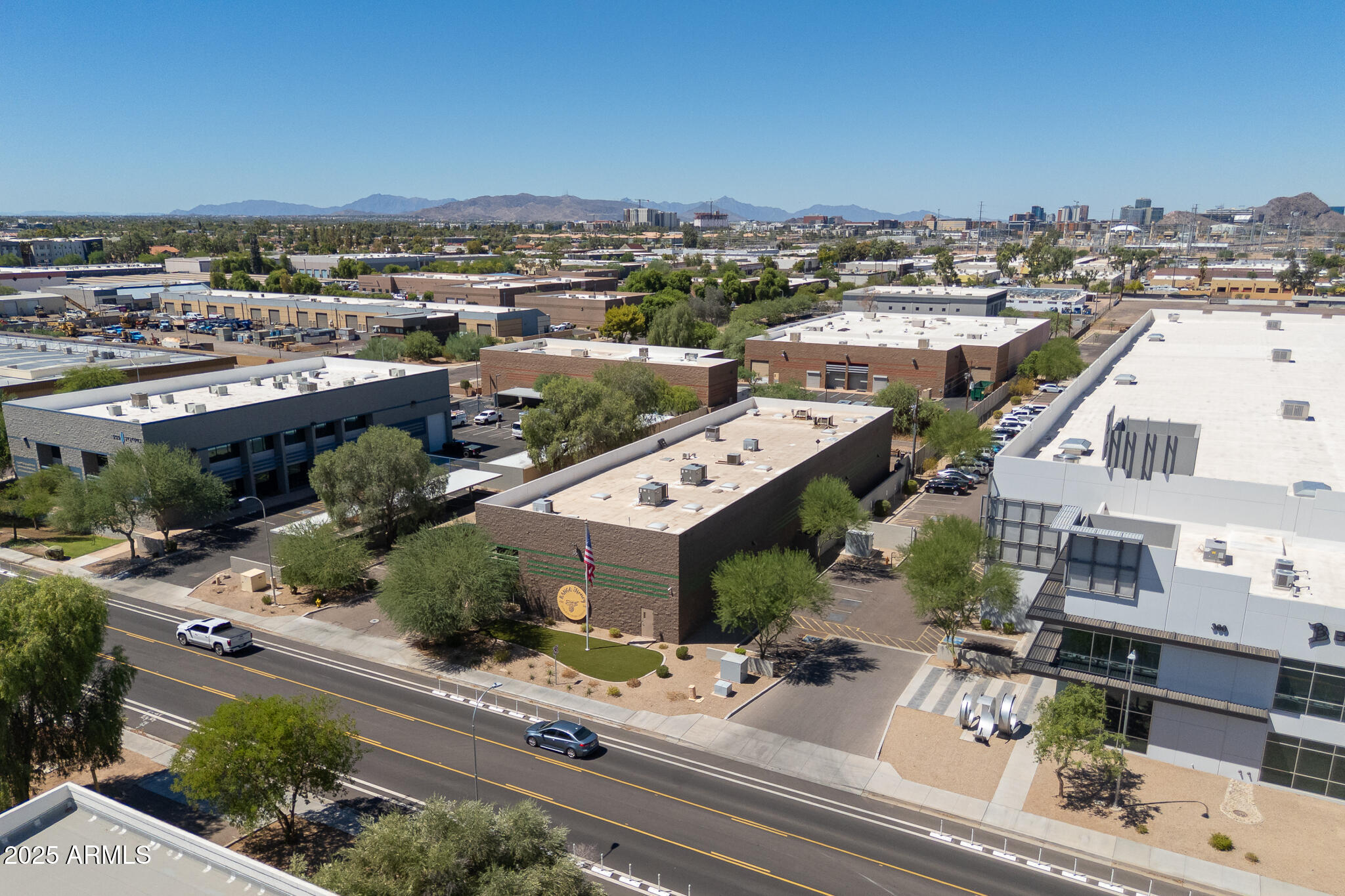 5TH & SMITH CENTER - Commercial Sale