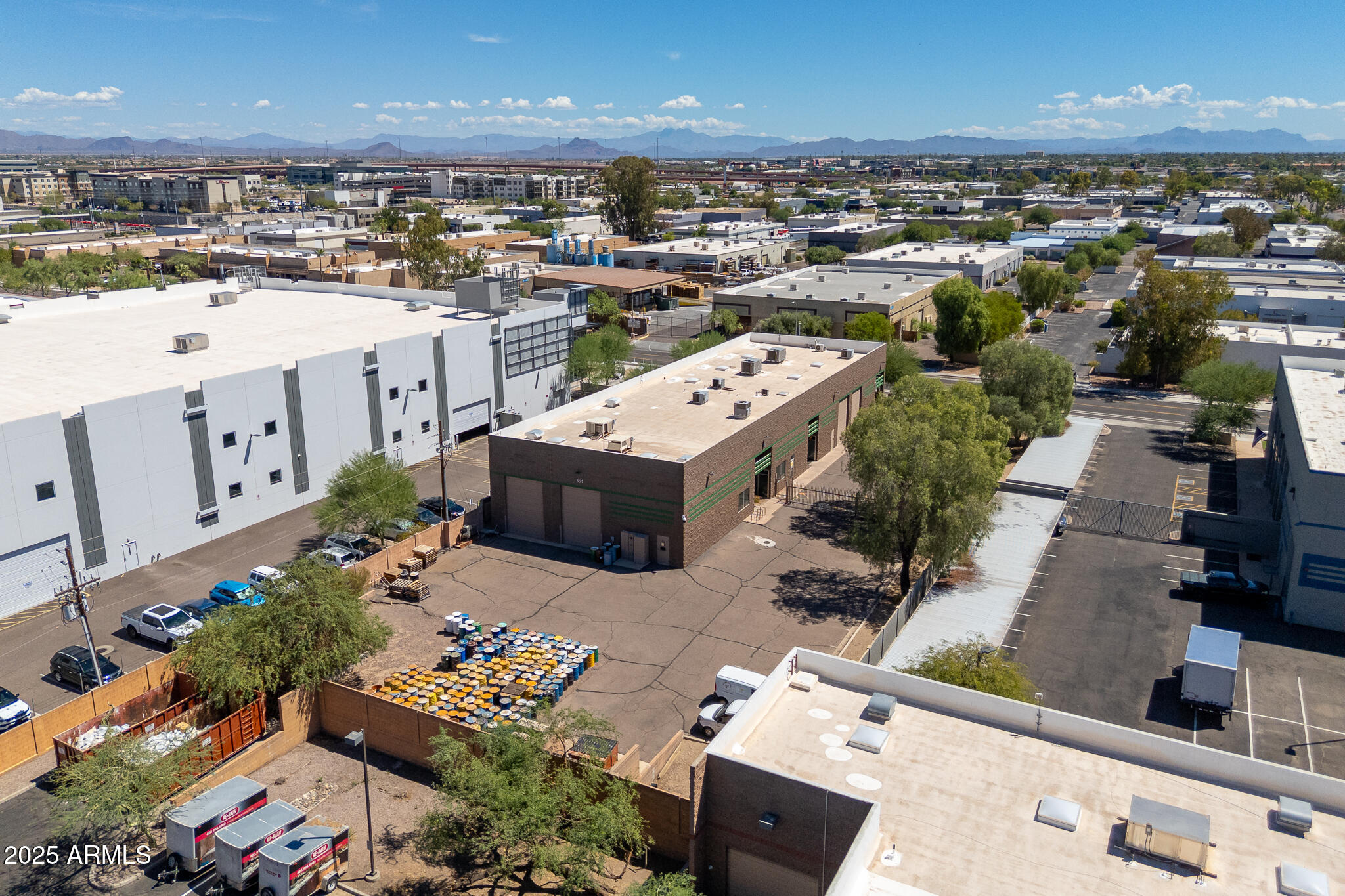 5TH & SMITH CENTER - Commercial Sale