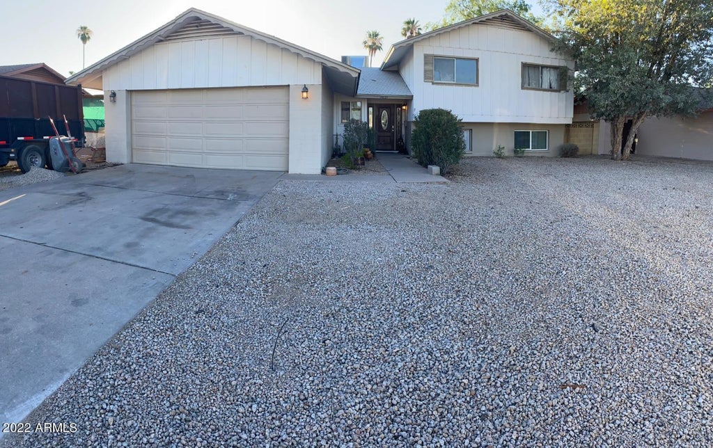 Photo of 14027 N 33rd Drive, Phoenix, AZ 85053 (MLS # 7072402)