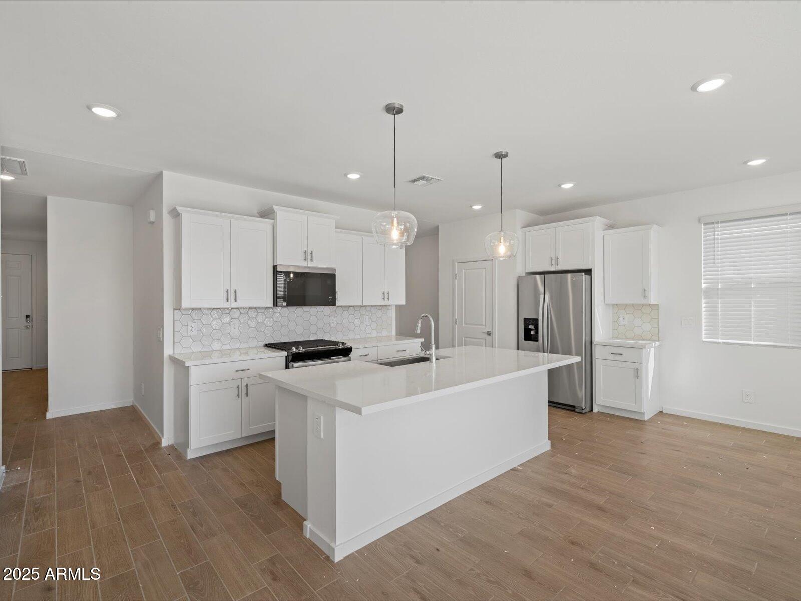 15809 W GRAY FOX Trail