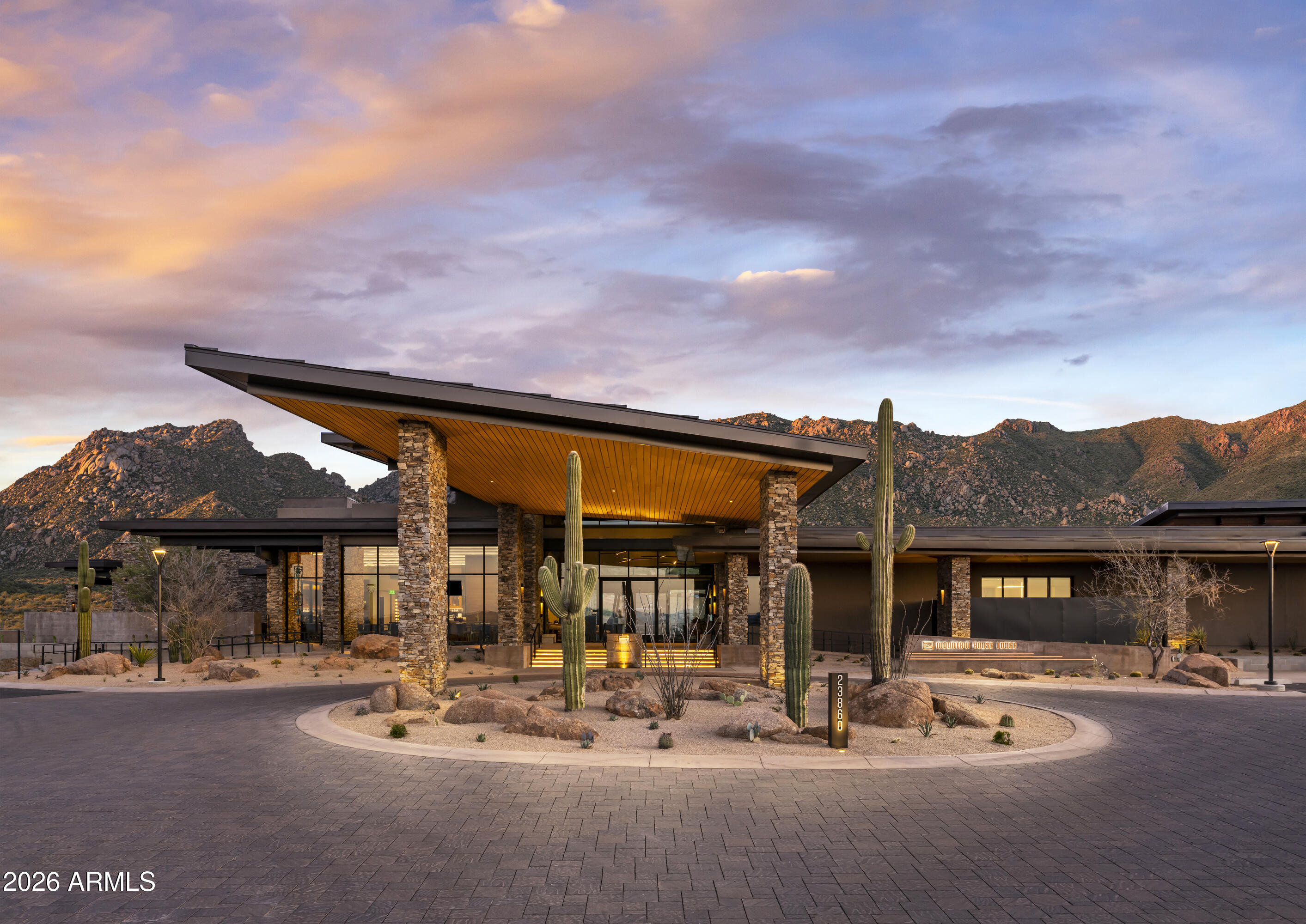 Sereno Canyon Manor Collection - Residential