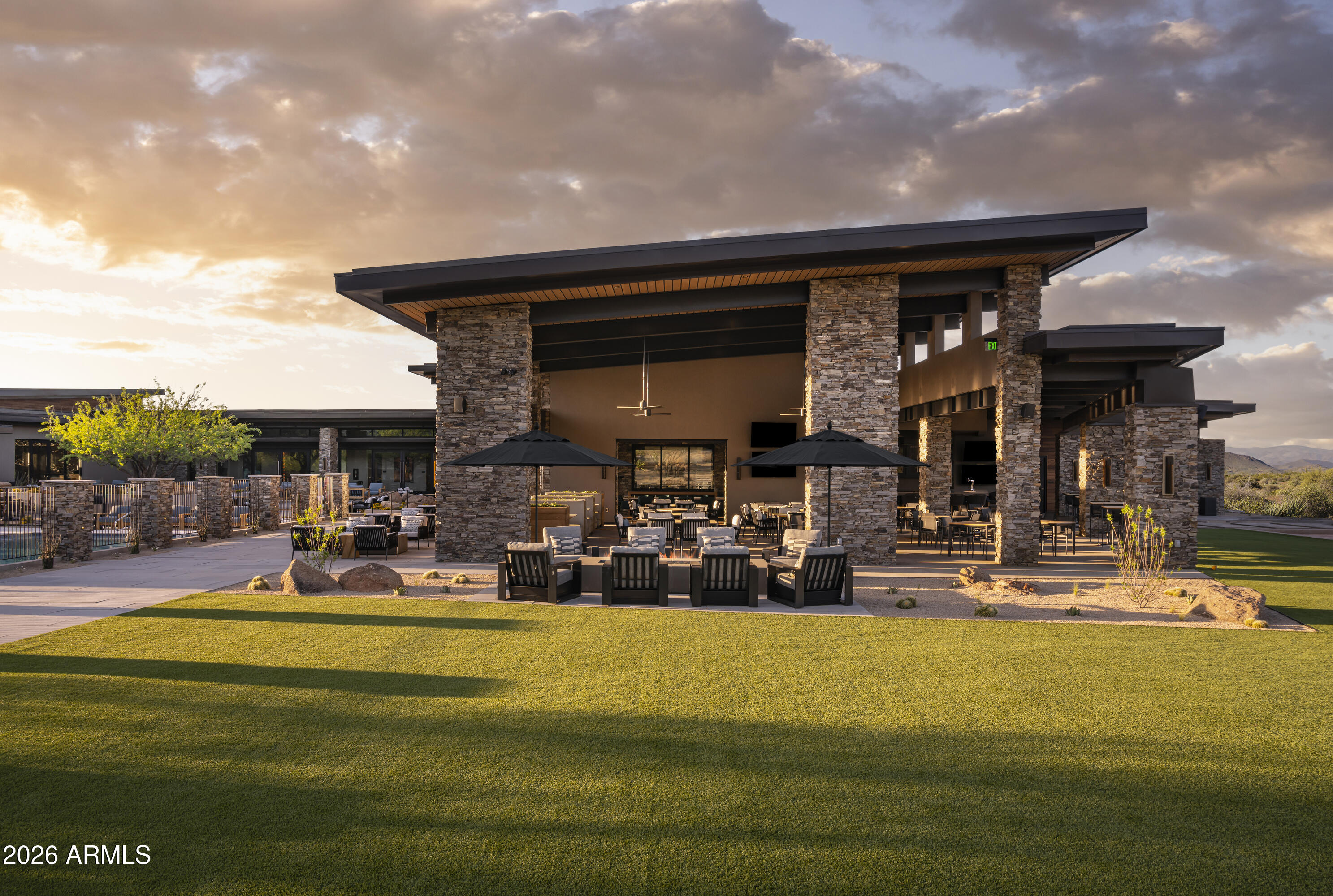 Sereno Canyon Manor Collection - Residential