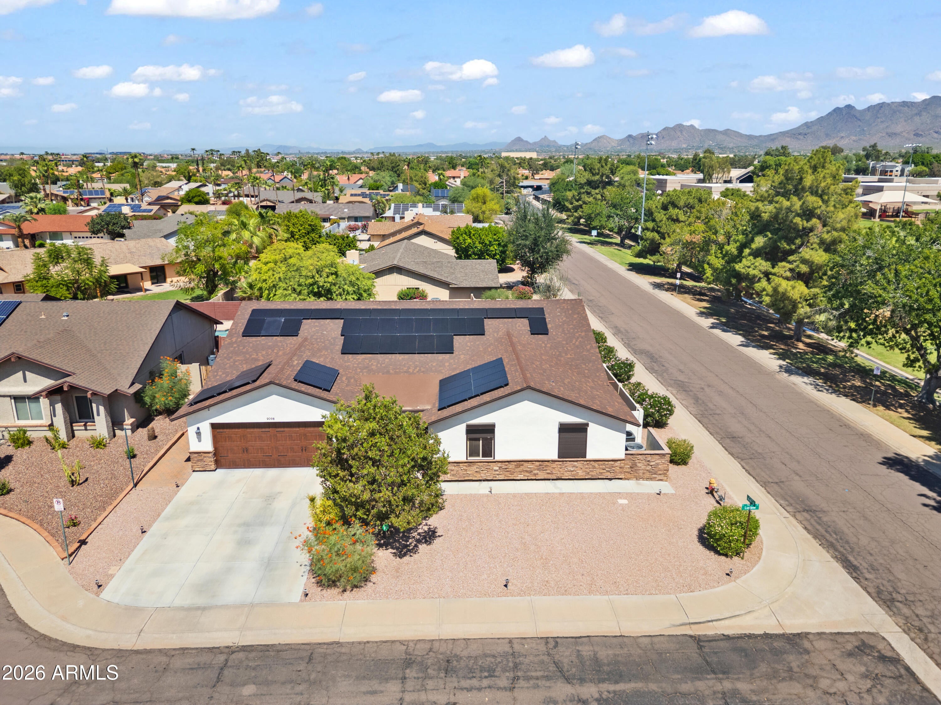 9098 E LUDLOW Drive