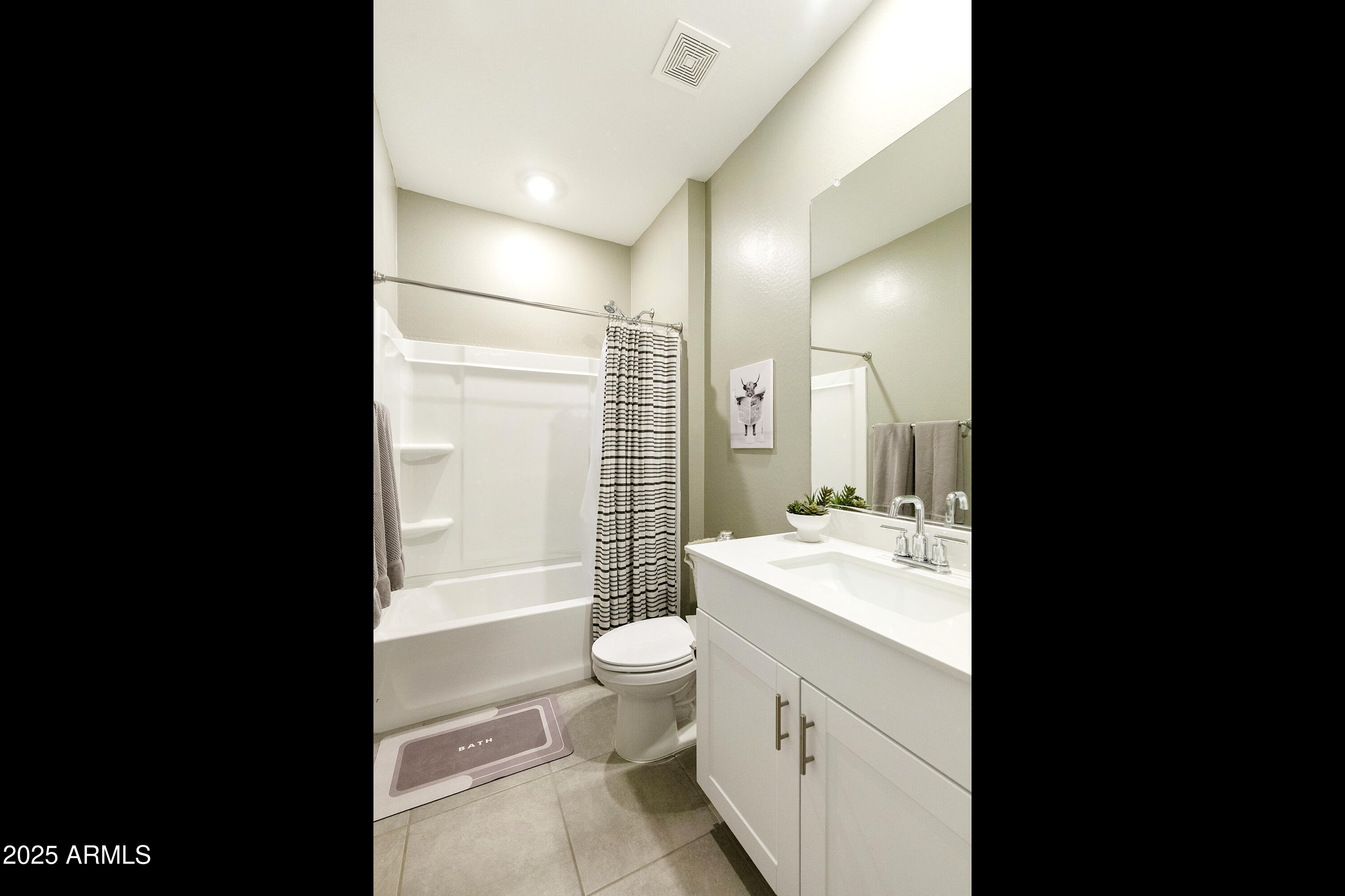 Maricopa, Arizona 85138, United States, 3 Bedrooms Bedrooms, ,2 BathroomsBathrooms,Residential,Active,127177