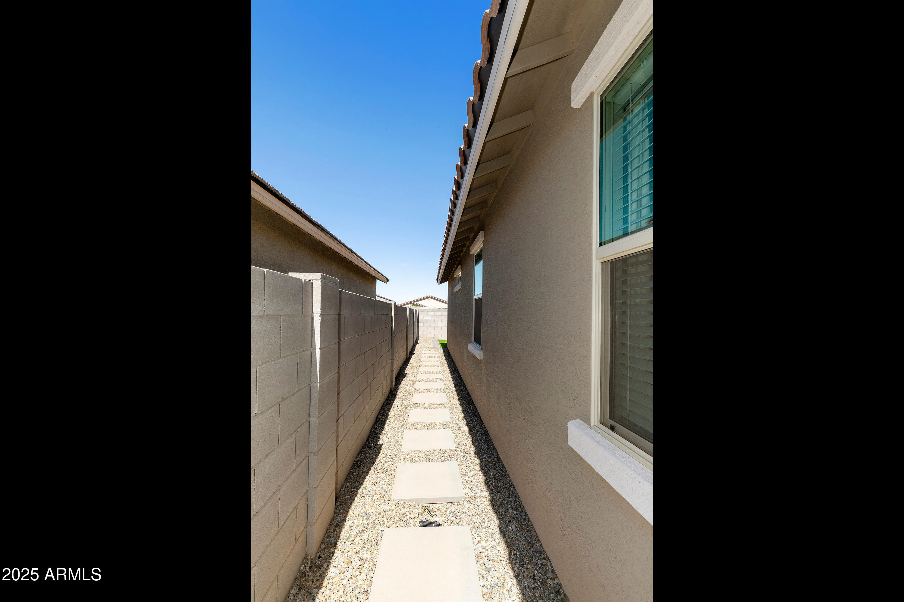 Maricopa, Arizona 85138, United States, 3 Bedrooms Bedrooms, ,2 BathroomsBathrooms,Residential,Active,127177