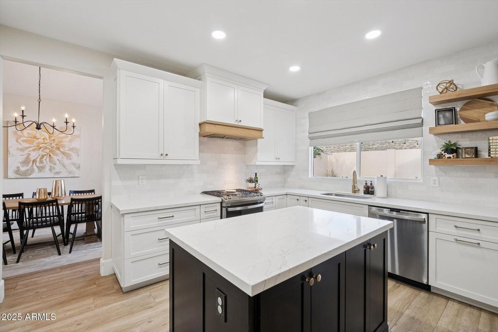 Photo of 13993 N 102nd Street, Scottsdale, AZ 85260 (MLS # 6943245)