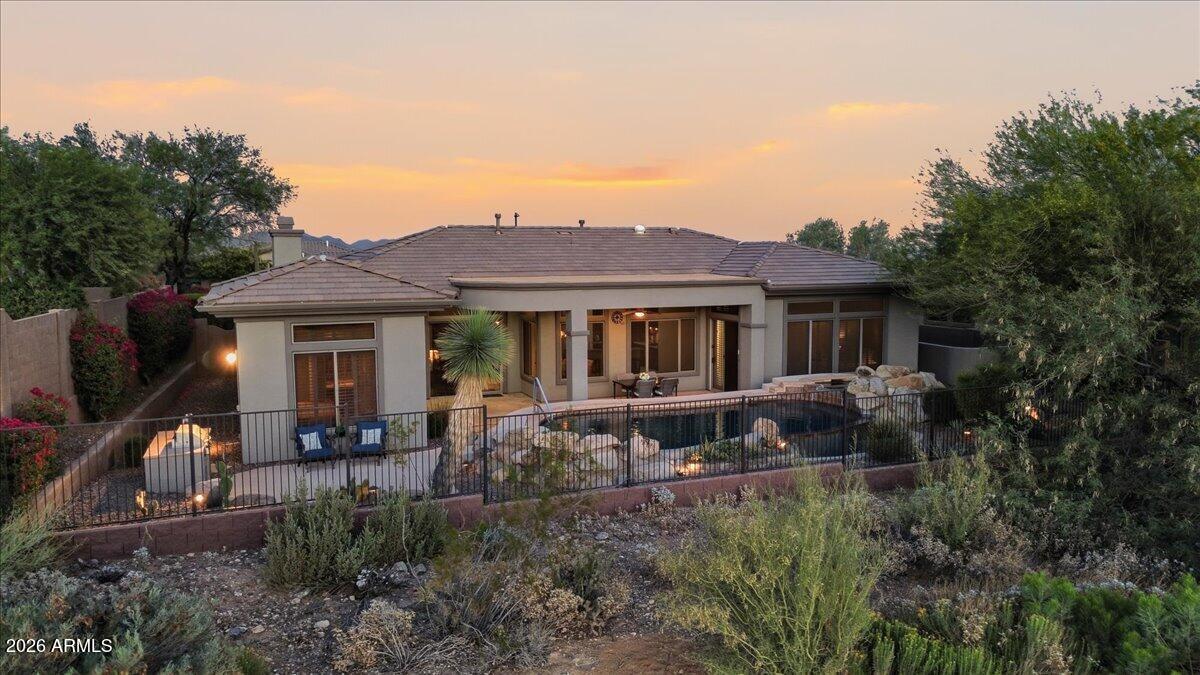 42020 N LONG COVE Way