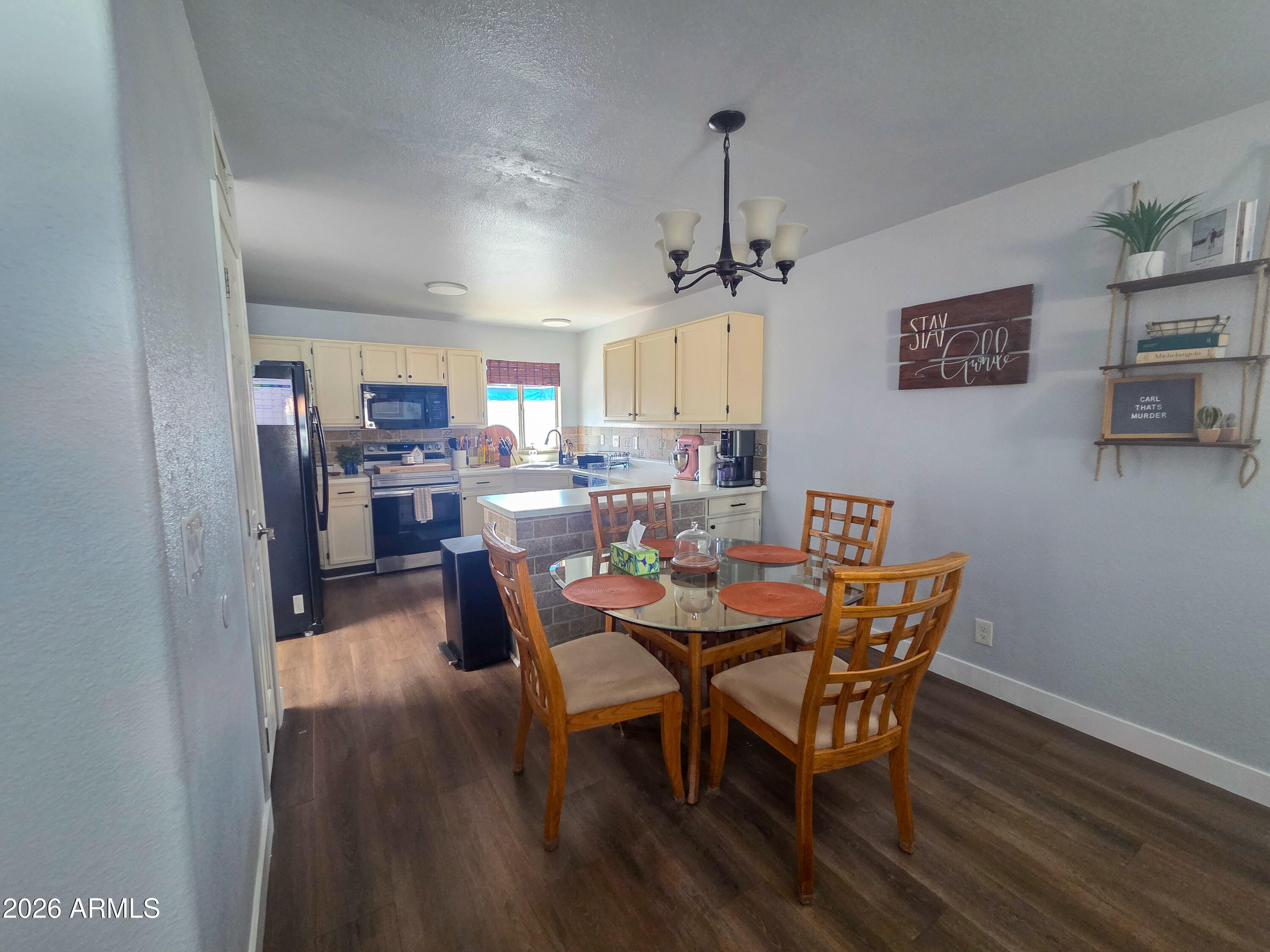 220 N 22nd Place 2006