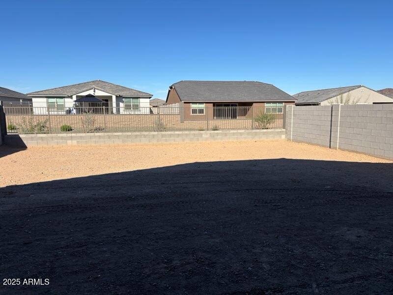 15942 W COTTONTAIL Lane