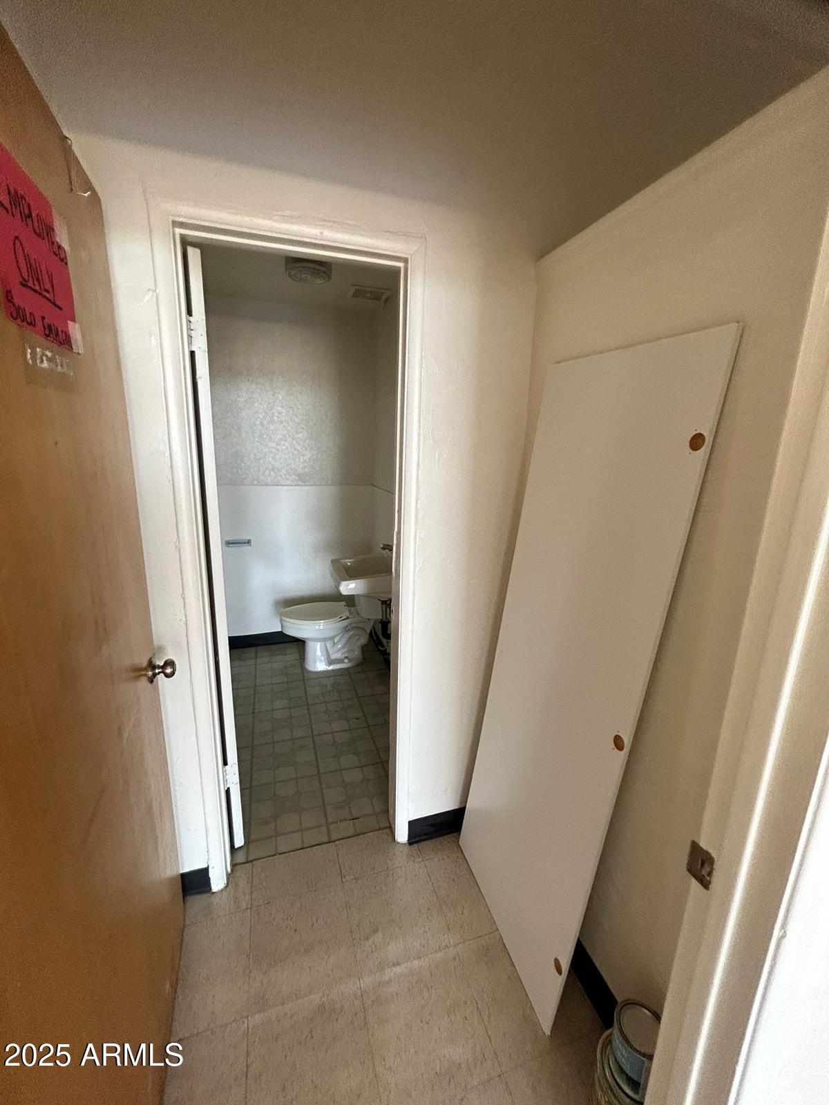 1344 N SAN ANTONIO Avenue