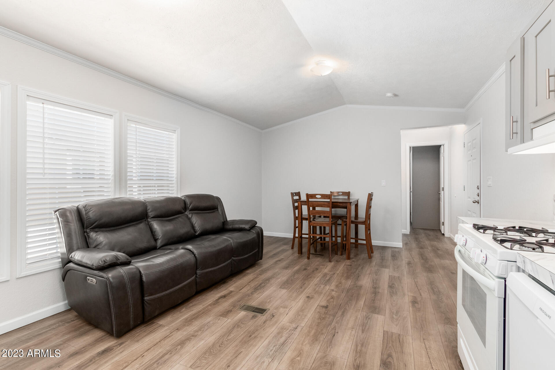 Photo 9 of 25 of 2605 W VAN BUREN Street 137 mobile home