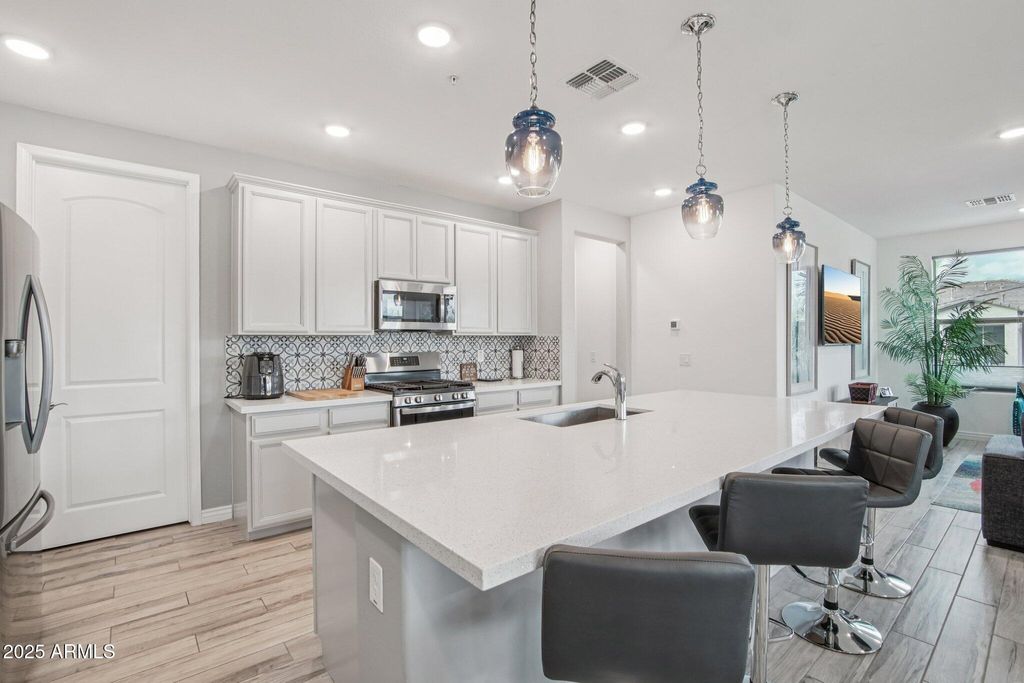 Photo of 5100 E Rancho Paloma Drive #2072, Cave Creek, AZ 85331 (MLS # 6933485)