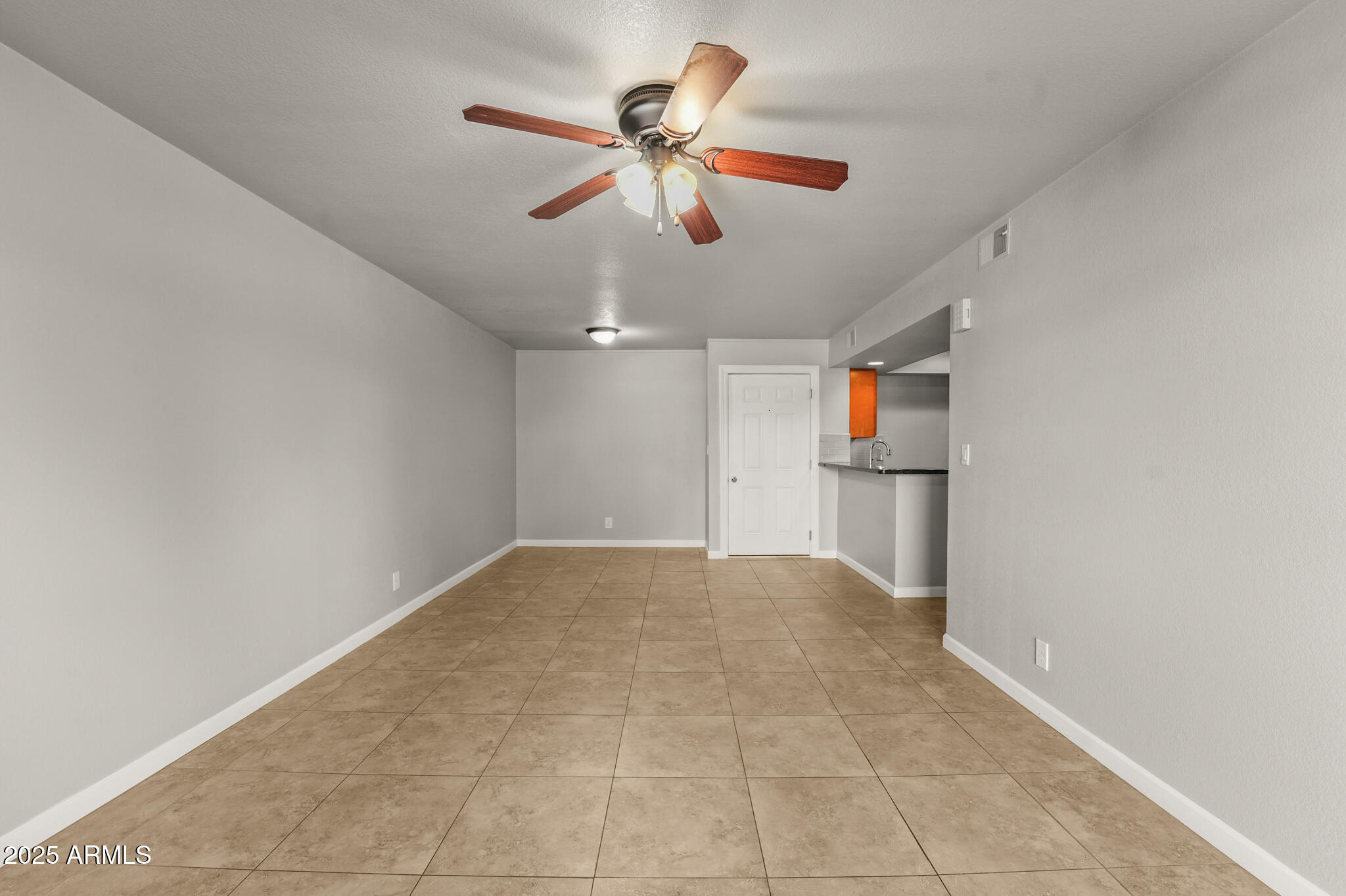 540 N MAY Street 3053