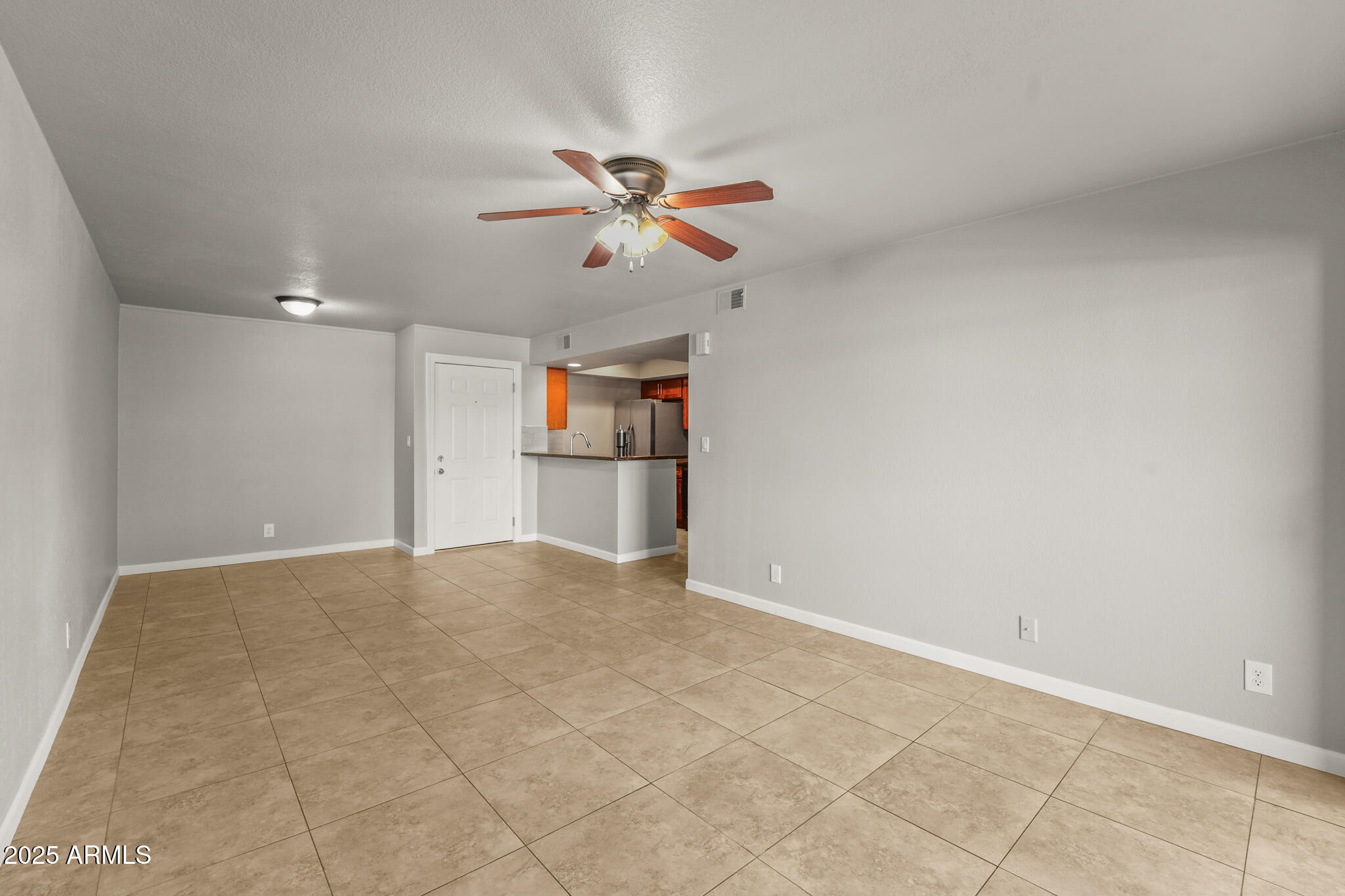 540 N MAY Street 3053