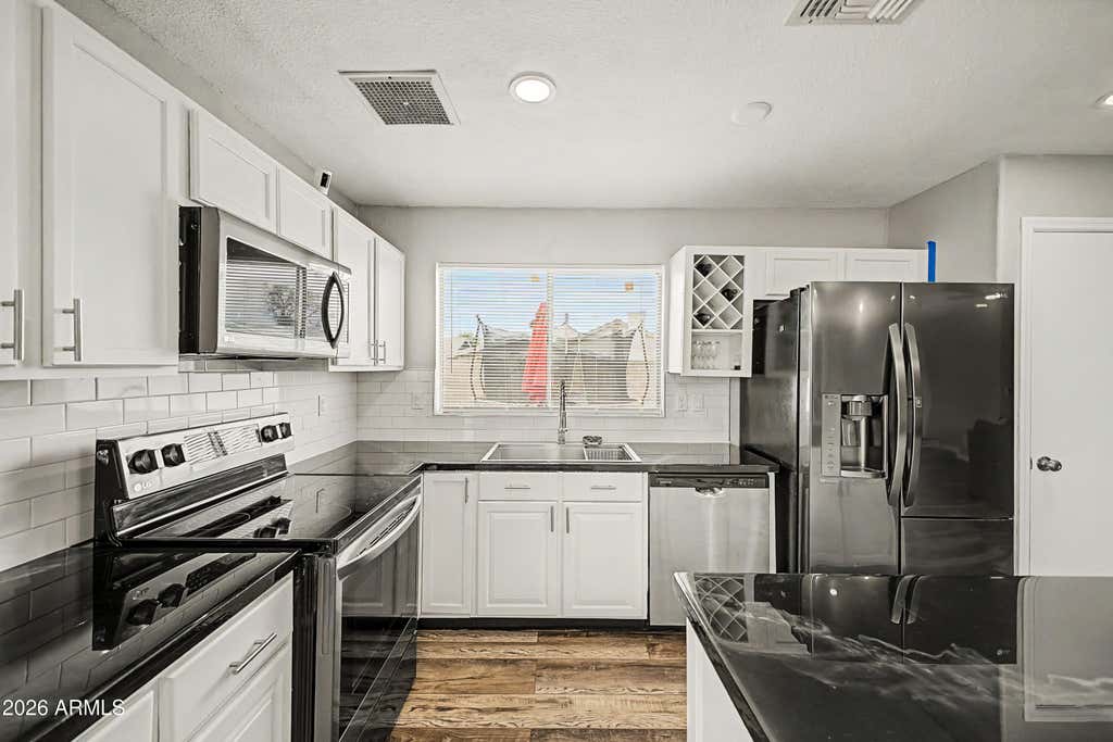 Photo of 7209 W Palo Verde Avenue, Peoria, AZ 85345 (MLS # 7046920)