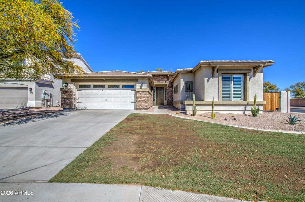 Photo of 128 E Caribbean Drive, Casa Grande, AZ 85122 (MLS # 6998433)