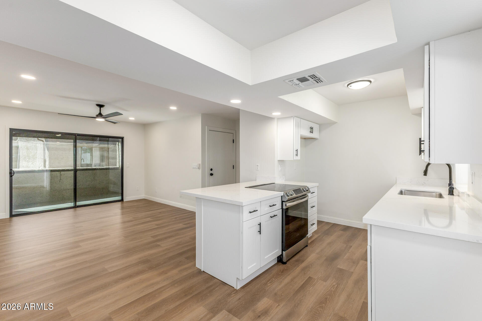 4554 E PARADISE VILLAGE Parkway N 227