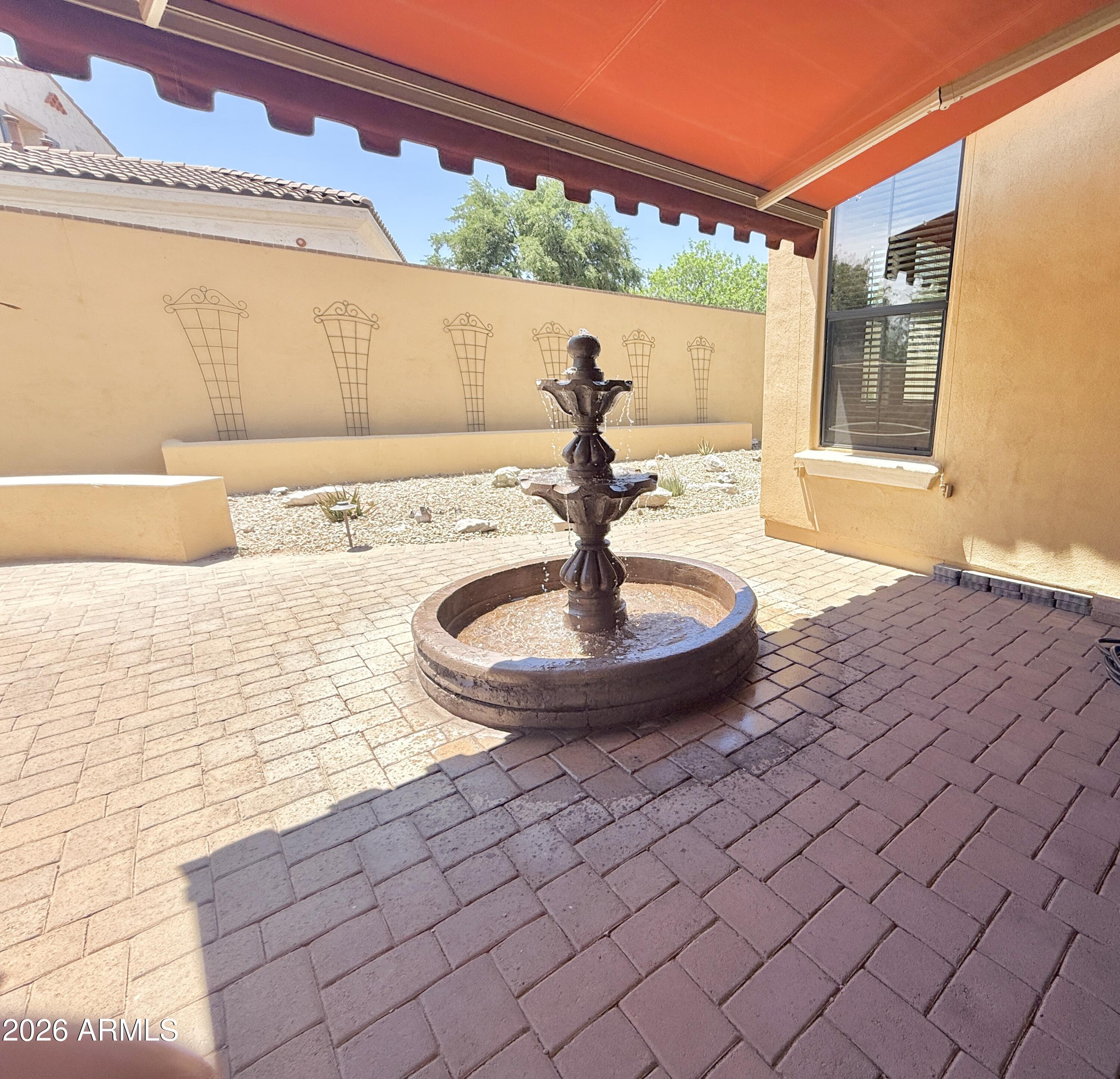 3474 N HOOPER Street