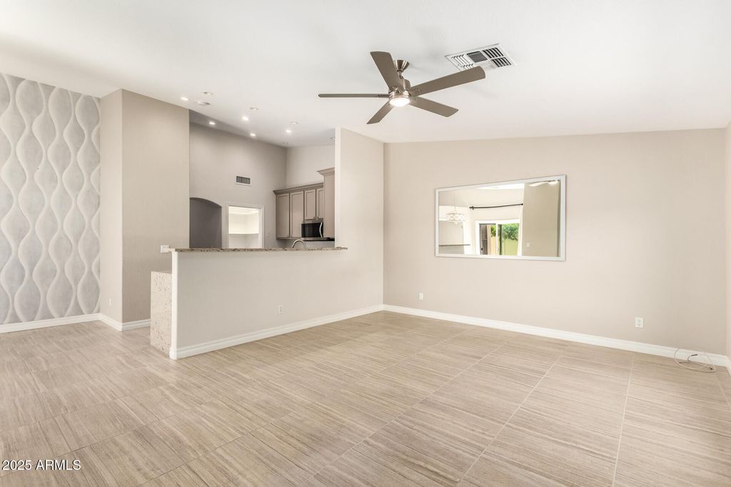 Photo of 1520 N Hartford Street, Chandler, AZ 85225 (MLS # 6935489)