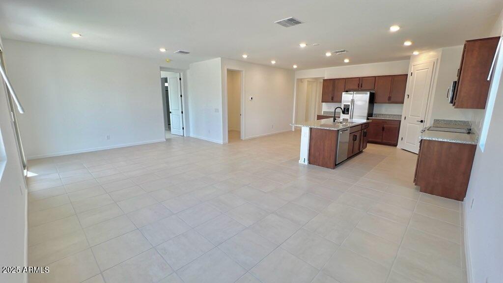 25141 W LA SALLE Street